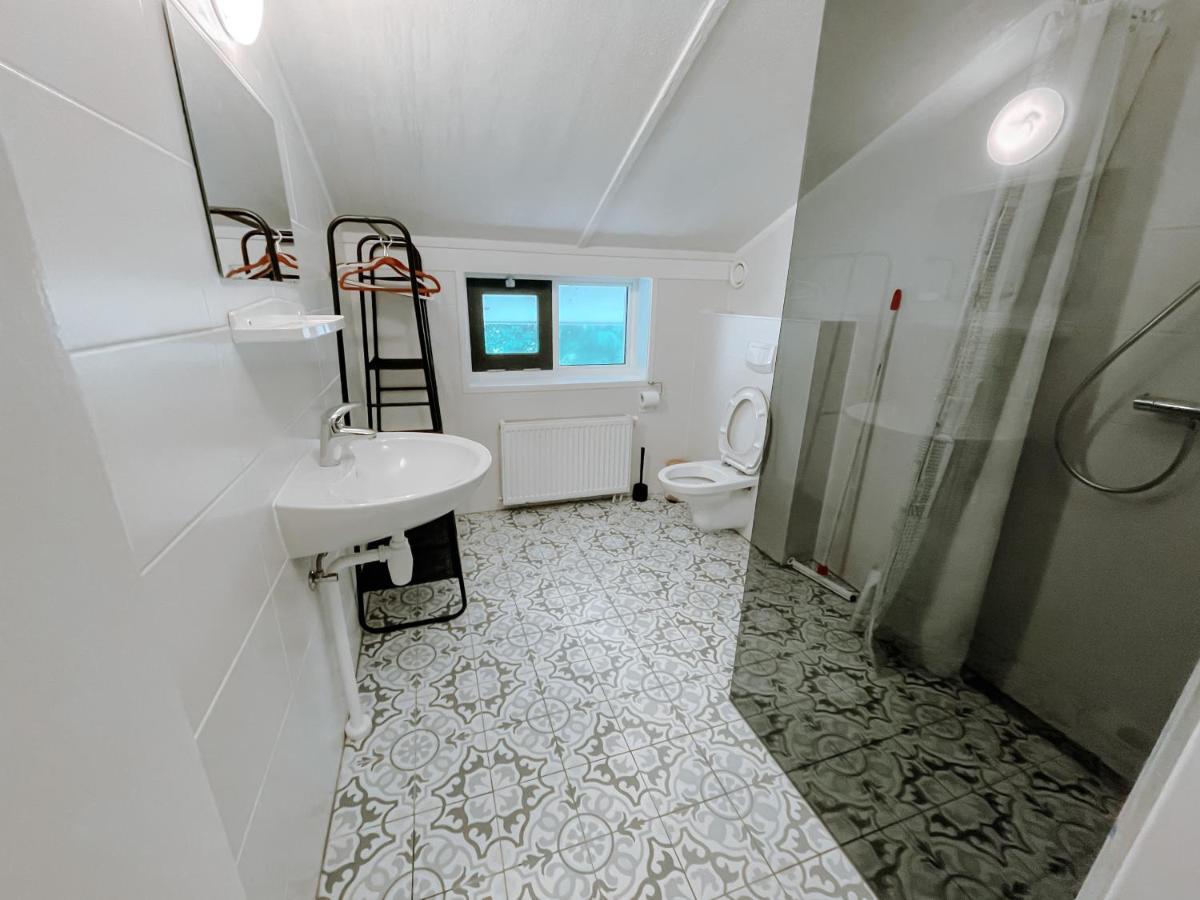 Luxus Familienvilla Mit Jacuzzi & Sauna 2 Tzummarum エクステリア 写真