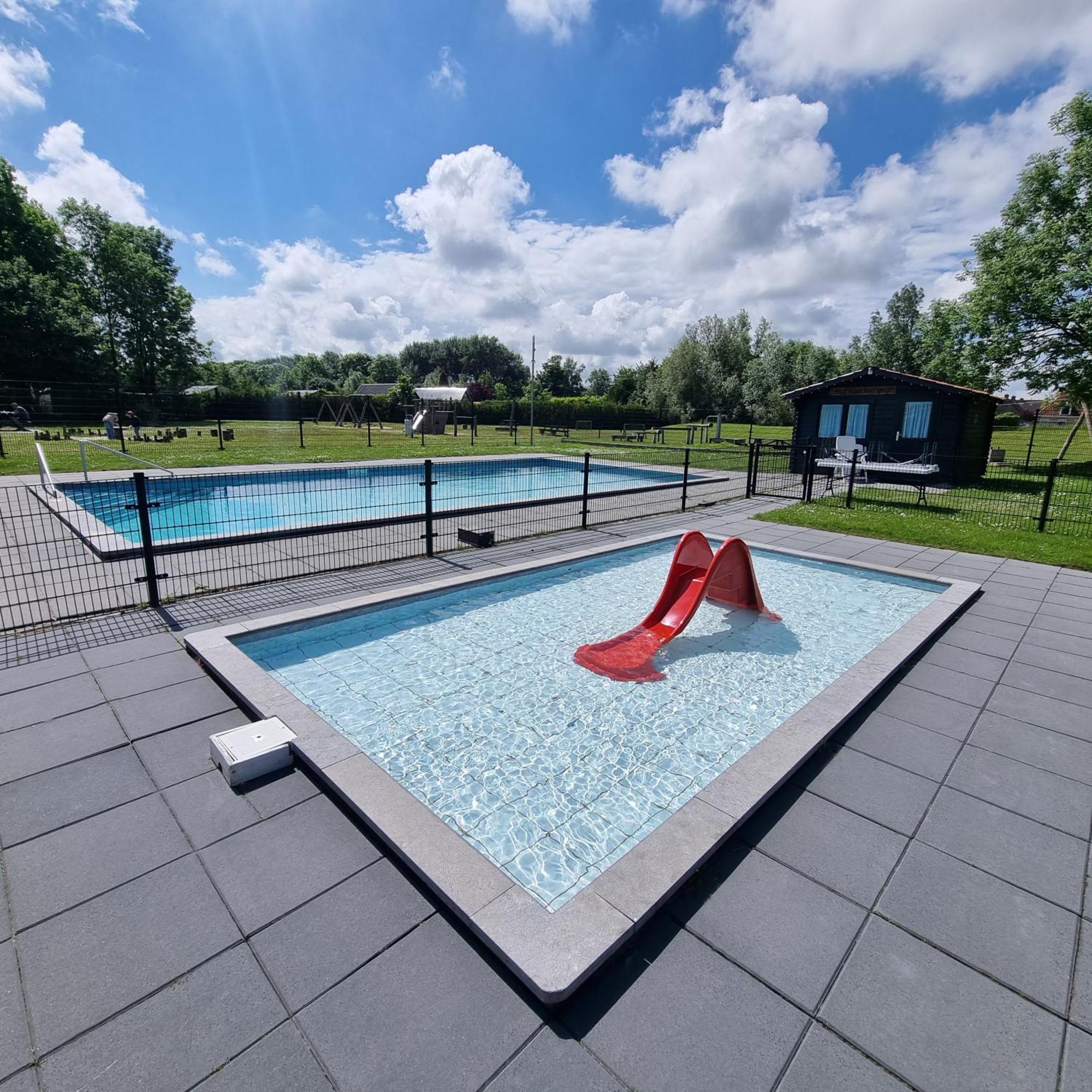 Luxus Familienvilla Mit Jacuzzi & Sauna 2 Tzummarum エクステリア 写真